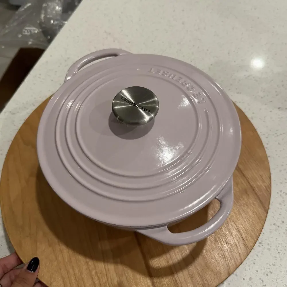 Le Creuset 22 Enameled Cast Iron Signature Round Sauteuse Shallot Light Purple